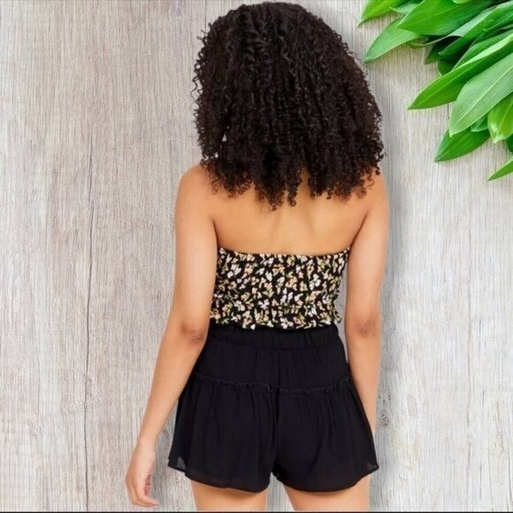 Altar’d State Darby Smocked Top in Black Medium - Picture 6 of 6